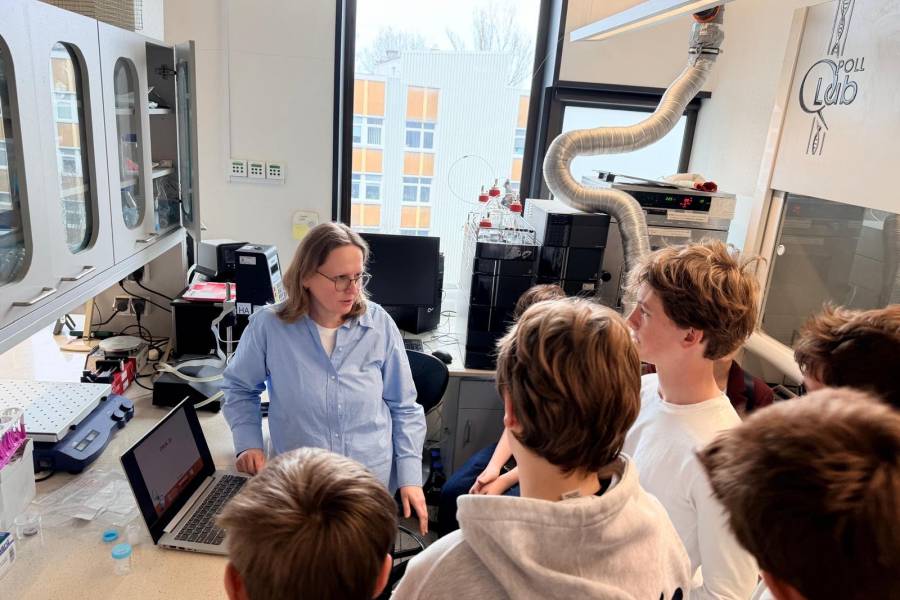 National Materials Engineering Day at the Laboratory of Polymers and Biomaterials